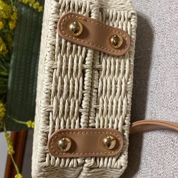 Disney crossbody bag NWOT - Picture 3 of 3